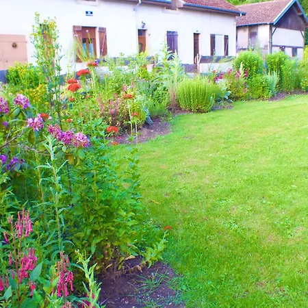 Domaine L'insolite Kosi Frühstückspension Cirey-sur-Vezouze