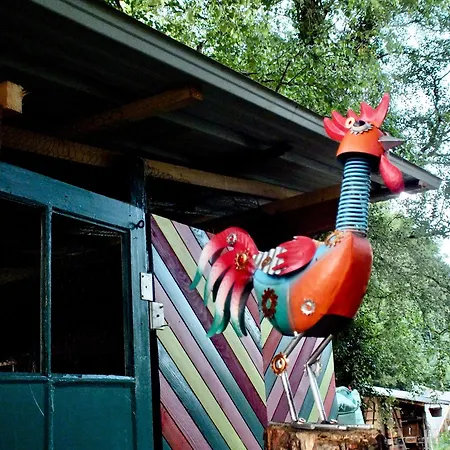 Frühstückspension Domaine L'insolite Kosi